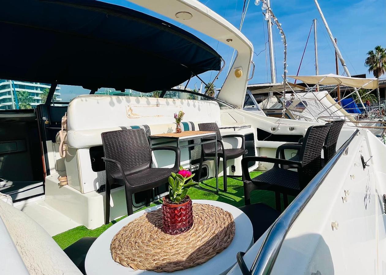 Yacht Hotel Barcelona Sant Adria de Besos Eksteriør bilde