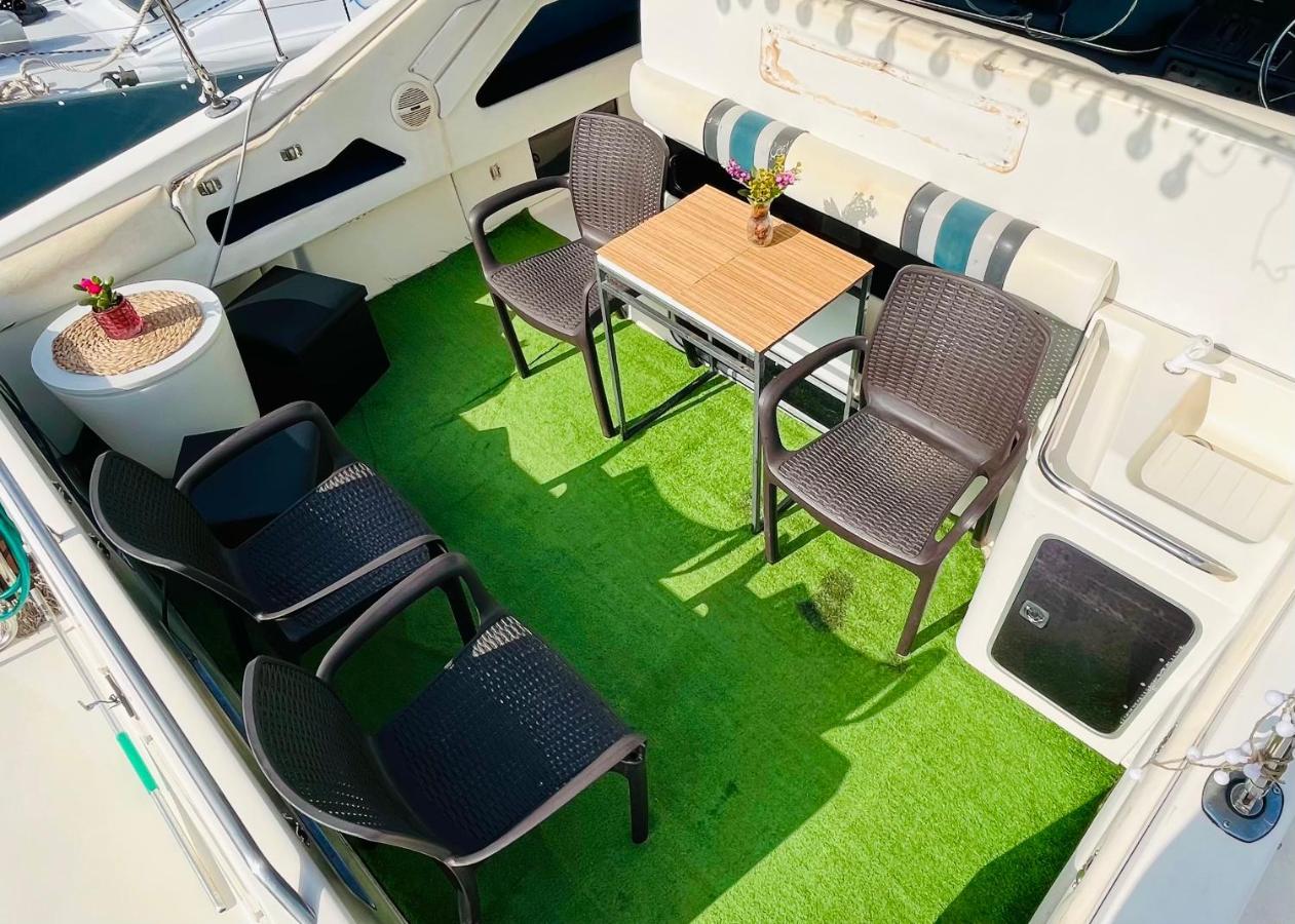 Yacht Hotel Barcelona Sant Adria de Besos Eksteriør bilde