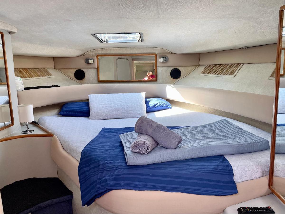 Yacht Hotel Barcelona Sant Adria de Besos Eksteriør bilde