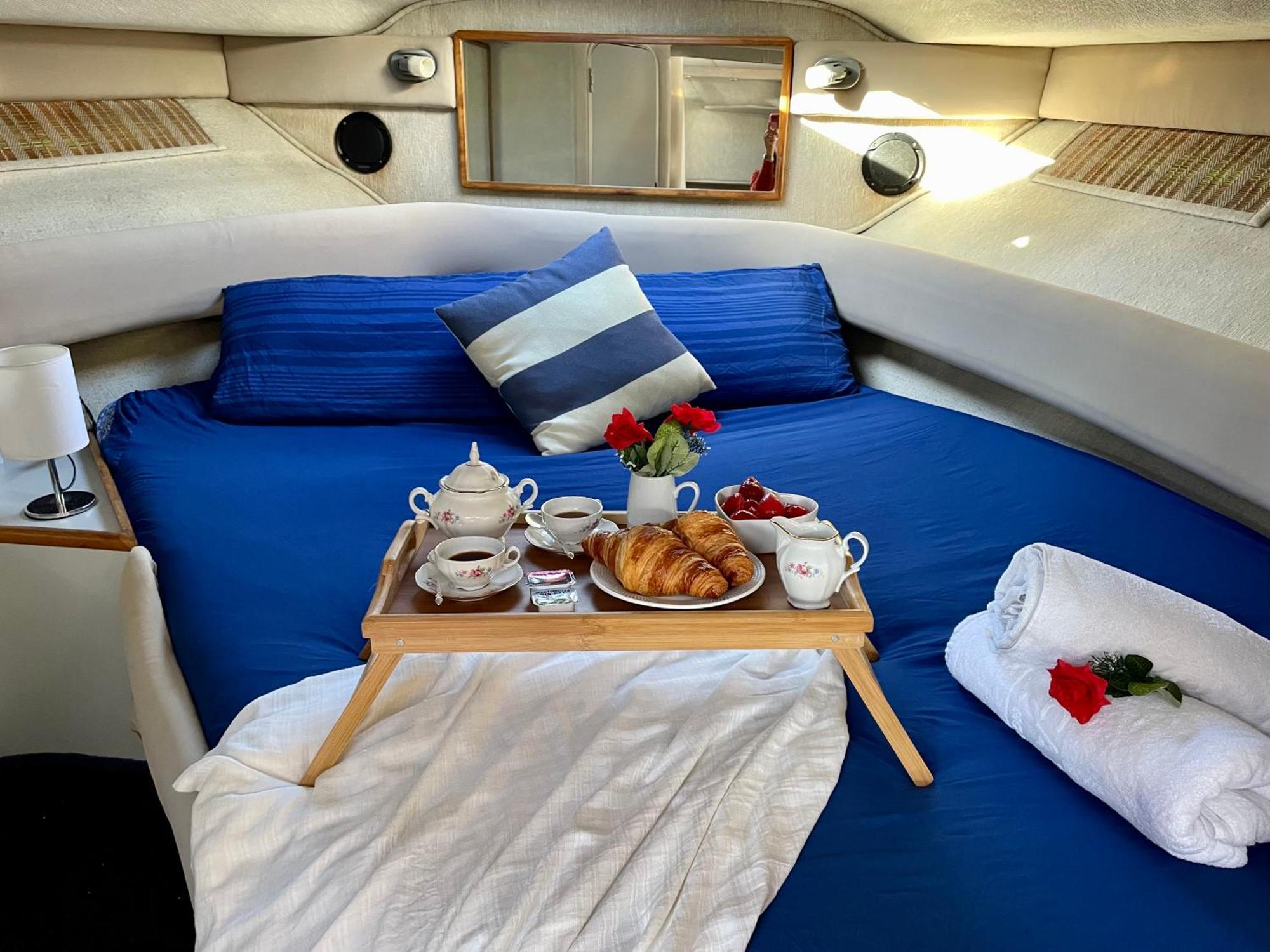 Yacht Hotel Barcelona Sant Adria de Besos Eksteriør bilde